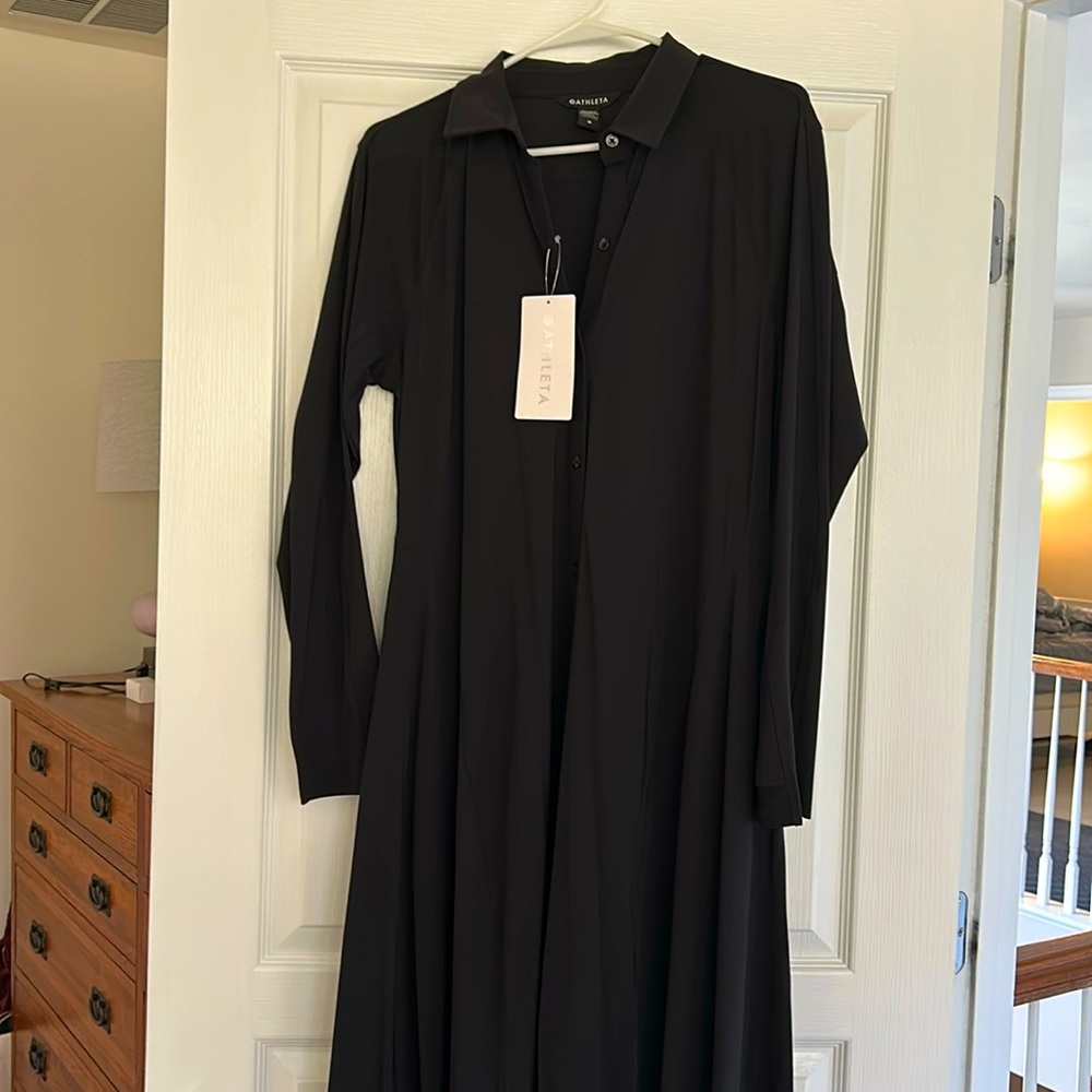 NWT Athleta Cosmic Layer Dress in black size medium